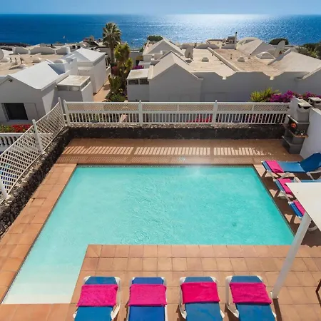 Villa Siesta By Puerto del Carmen (Lanzarote)