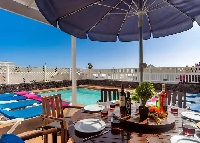 Villa Siesta By Puerto del Carmen (Lanzarote)